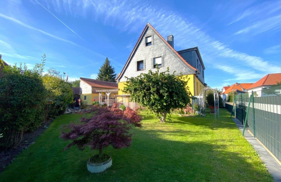 Gartenansicht Zweifamilienhaus Wolfenb�ttel