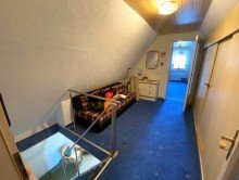 Flur Spitzboden Vorbildlich gepflegtes 1-2 Familienhaus mit Nebengeb�uden in WF-Linden!