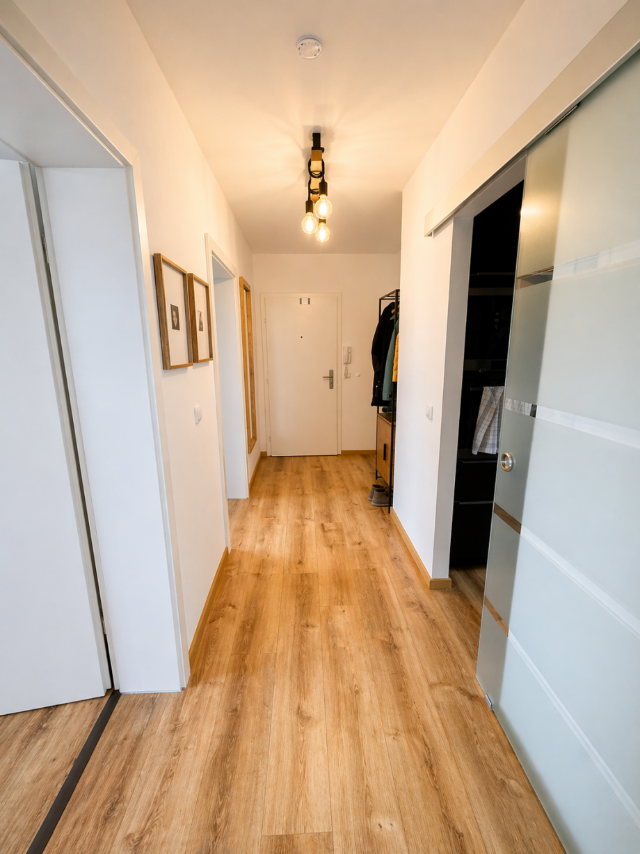 Flur II Etagenwohnung Wolfenb�ttel