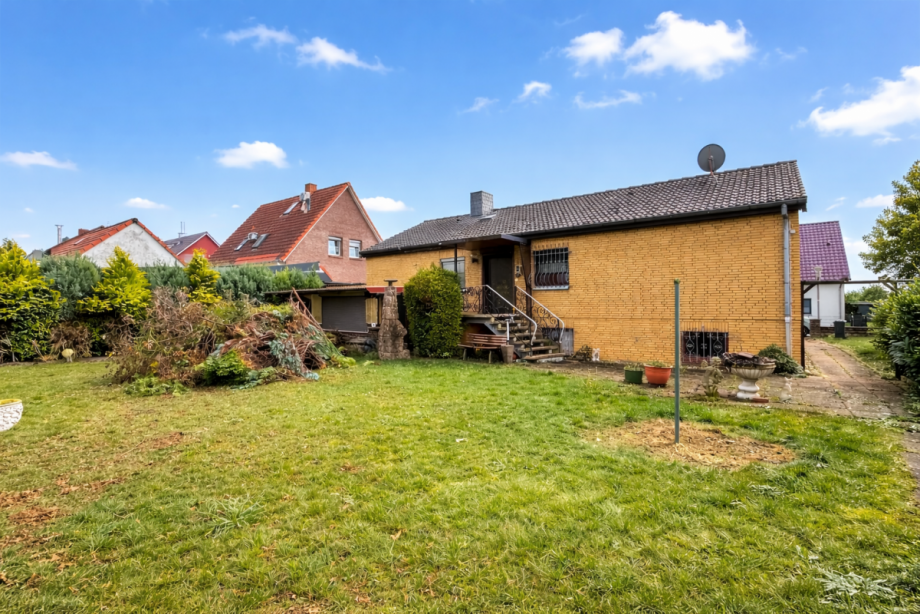 Gartenansicht Einfamilienhaus Lengede