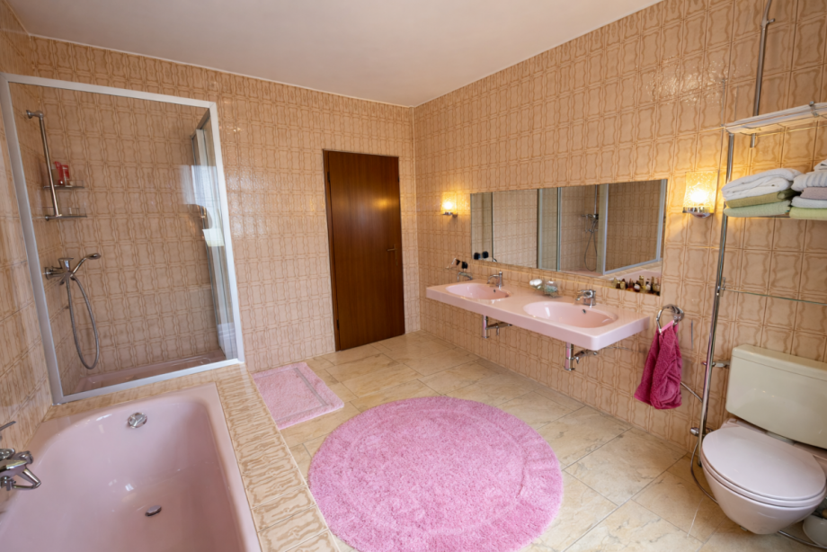 Badzimmer EG.jpg Einfamilienhaus K�nigslutter am Elm