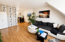 Wohnzimmer II Innenstadtlage! Dachgeschosswohnung mit Ausbaureserve und KFZ-Stellplatz