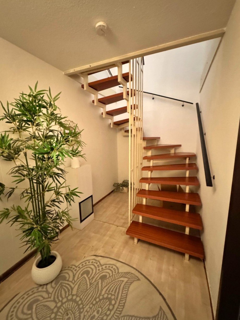 Treppenaufgang Flur Maisonettewohnung Braunschweig