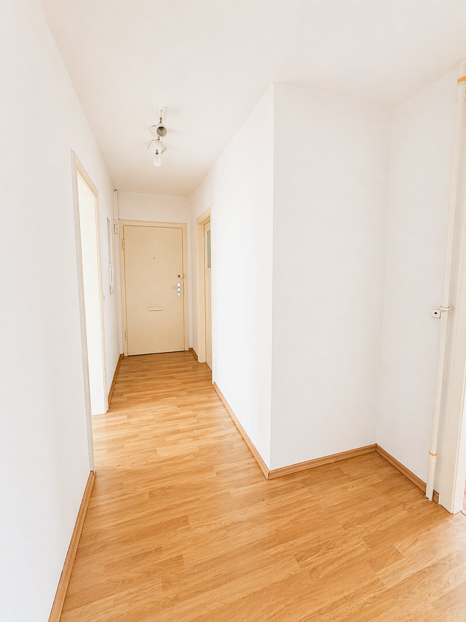 Flur II Etagenwohnung Braunschweig