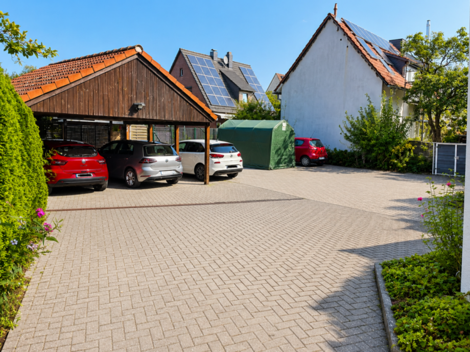 KFZ-Stellpl�tze Innenhof Wohnanlagen Braunschweig