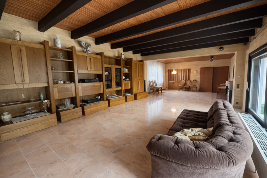 Wohnzimmer.jpg (3) Einfamilienhaus K�nigslutter am Elm