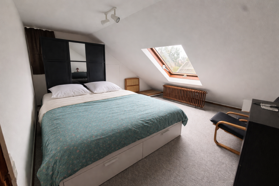 Zimmer OG.jpg (2) Einfamilienhaus K�nigslutter am Elm