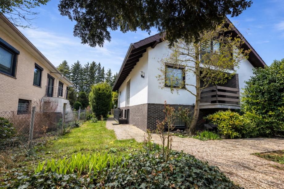 Aussenansicht (2).jpg Einfamilienhaus K�nigslutter am Elm