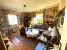 Wohnzimmer EG Vorbildlich gepflegtes 1-2 Familienhaus mit Nebengeb�uden in WF-Linden!