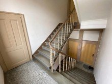 Treppenhaus VERKAUFT!!!!    2 Wohnungen 1 Preis! Interessantes Anlagepaket in lukrativer Unin�he!