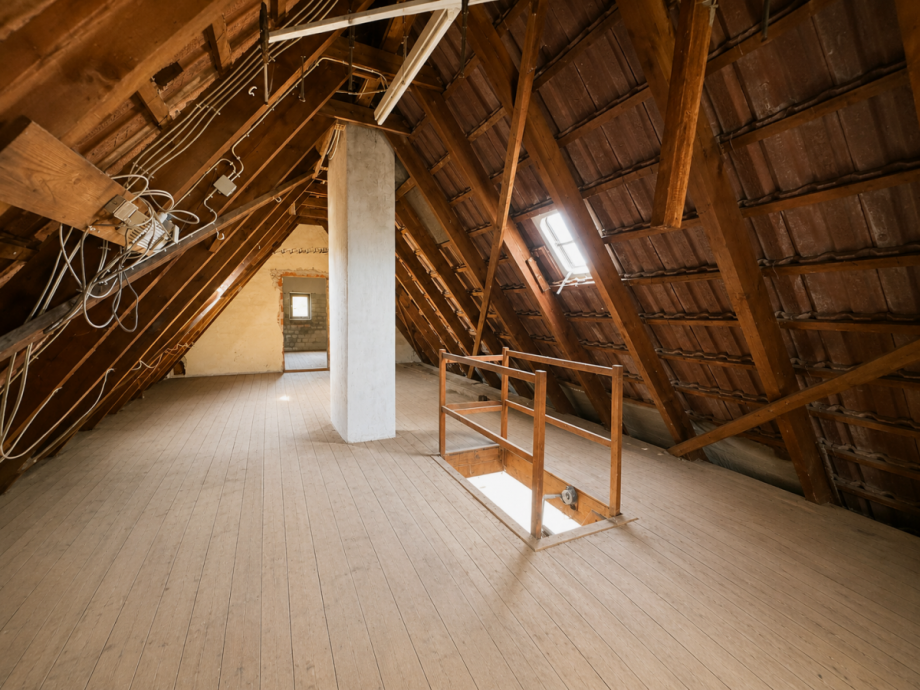 Dachboden Ausbaureserve (2) Einfamilienhaus Braunschweig