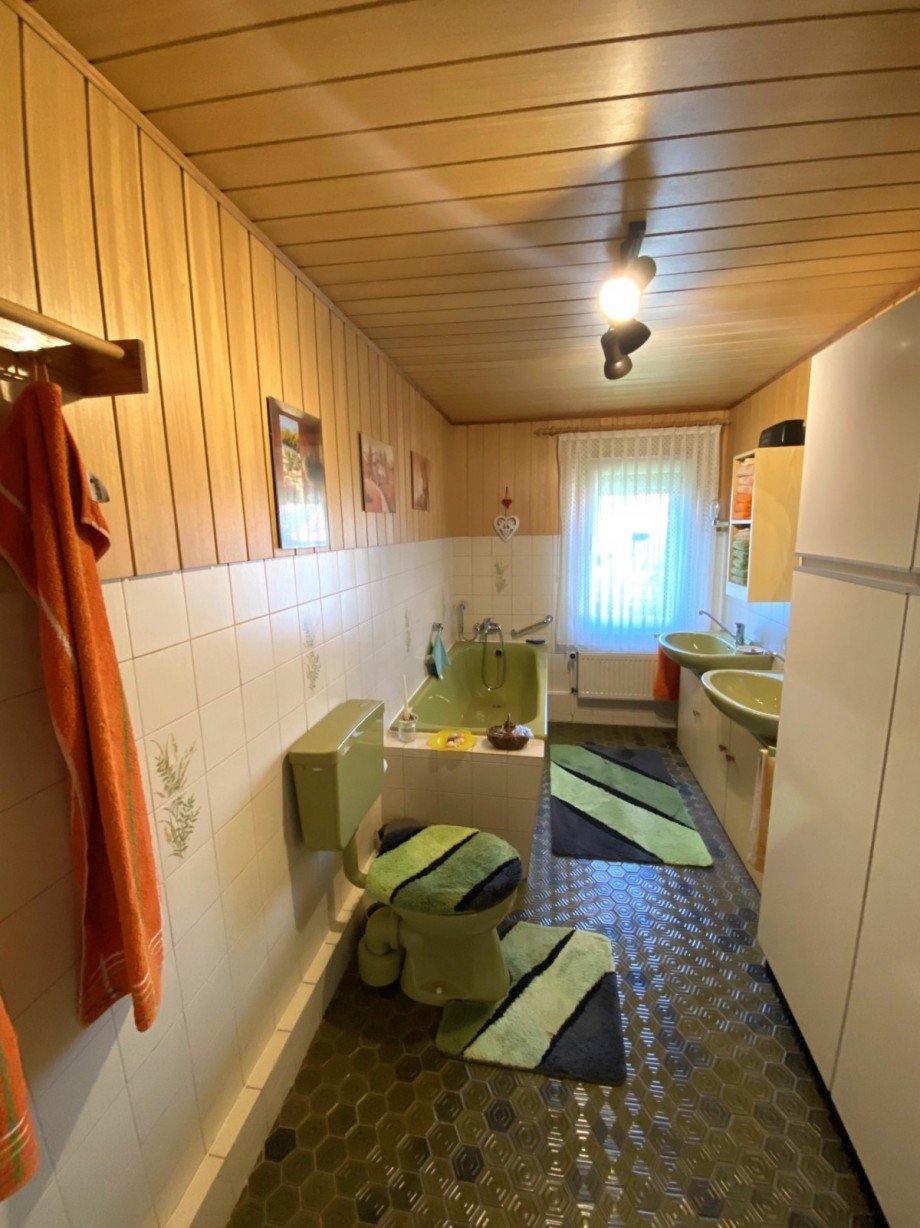 Bad DG Zweifamilienhaus Wolfenb�ttel
