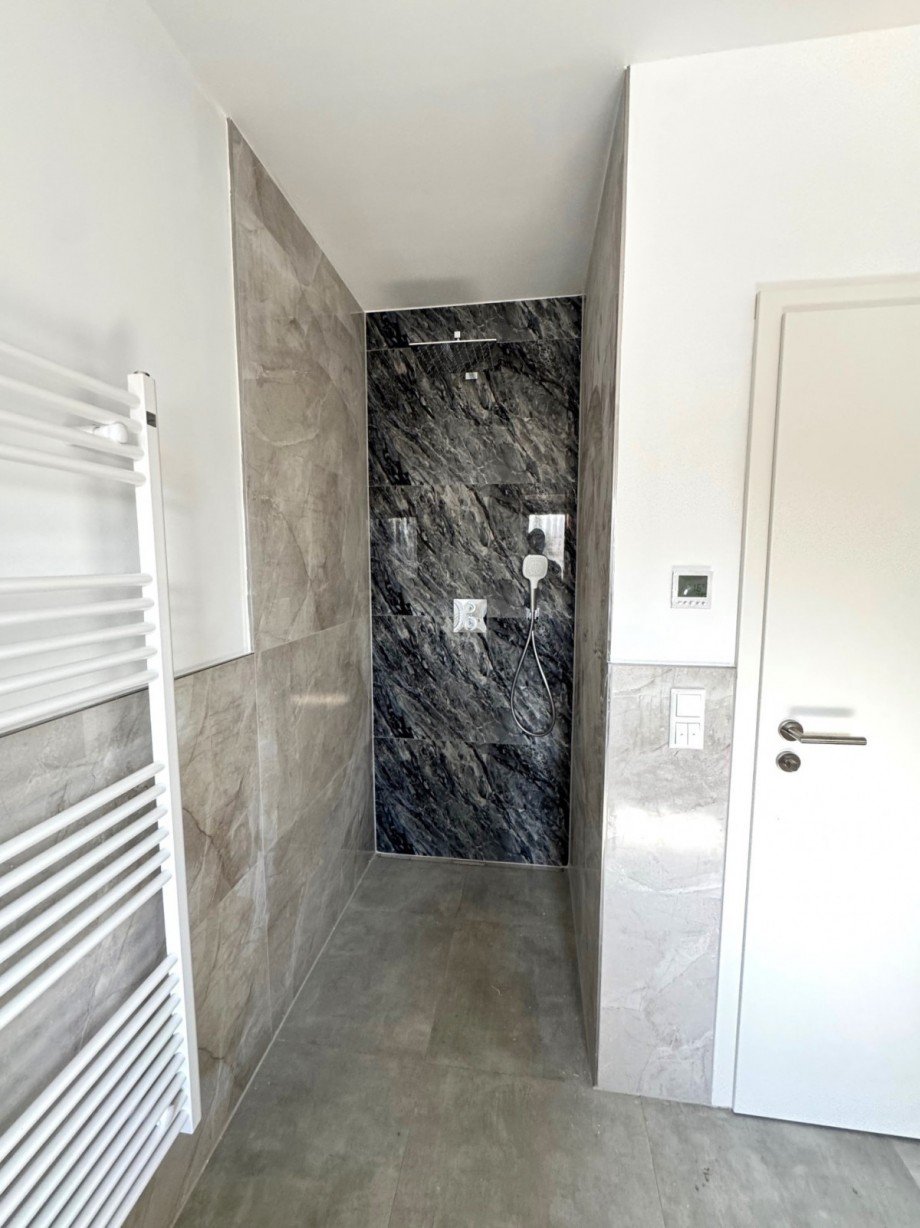 Badezimmer (2) Erdgeschosswohnung Braunschweig