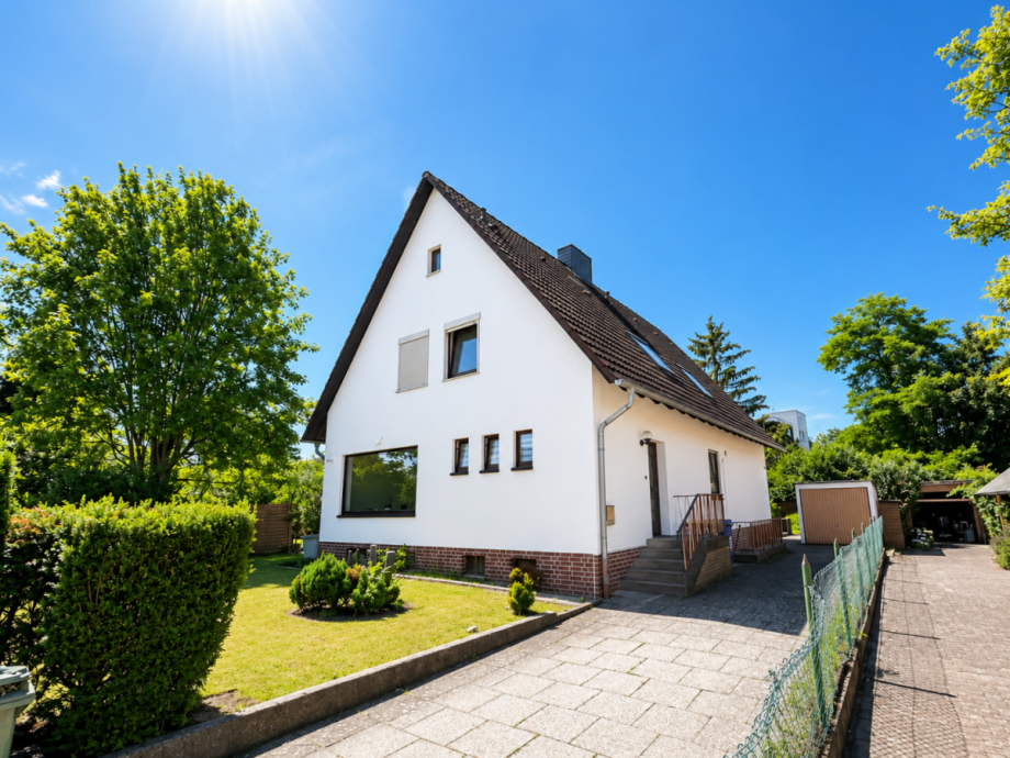 Strassenansicht (2) Einfamilienhaus Braunschweig